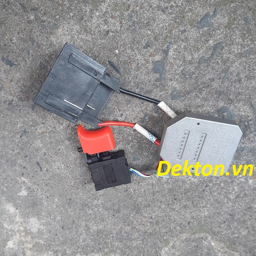 Mạch máy bulong Dekton 520ncp